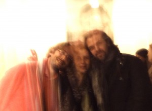 Apparition divine au-dessus de Nicolas d'Estienne d'Orves, Claire Debru et Aymeric Caron